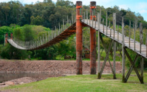 Puente Colgante en Valle Eden